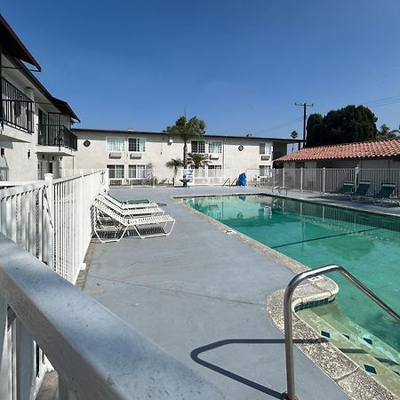 Motel 6 Buena Park, Ca Anaheim Near Maingate Knotts Bagian luar foto